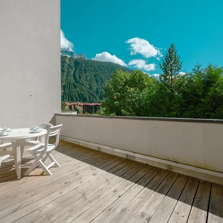 Apartment Le Cristal - Mont Blanc 5 - Happy Chamonix